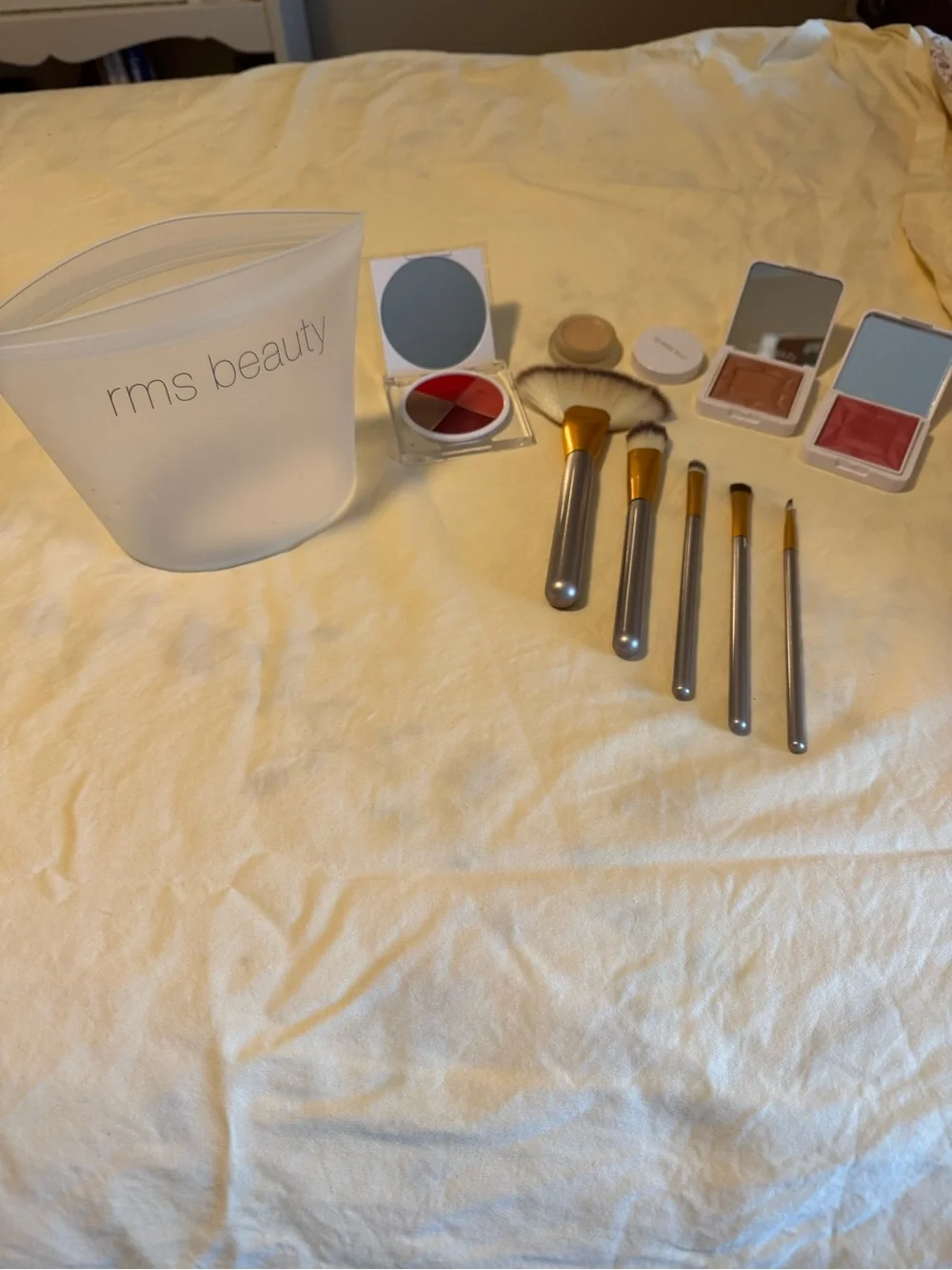 RMS Beauty Lip & Cheek Palette — Red and Brown Shades